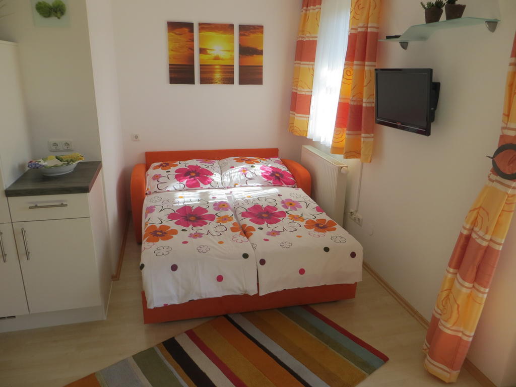 Ferienwohnung Brigitte Perner Nussdorf am Attersee Δωμάτιο φωτογραφία